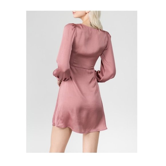 Long Sleeves Dress with Front Button Detail in Mauve - Picture 2 of 6